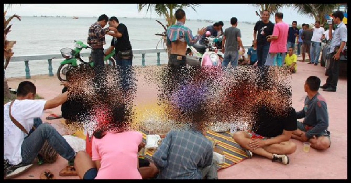 รวบ20โจ๋มั่วสุม'เสพยาริมหาด' รวบ20โจ๋มั่วสุม'เสพยาริมหาด'
