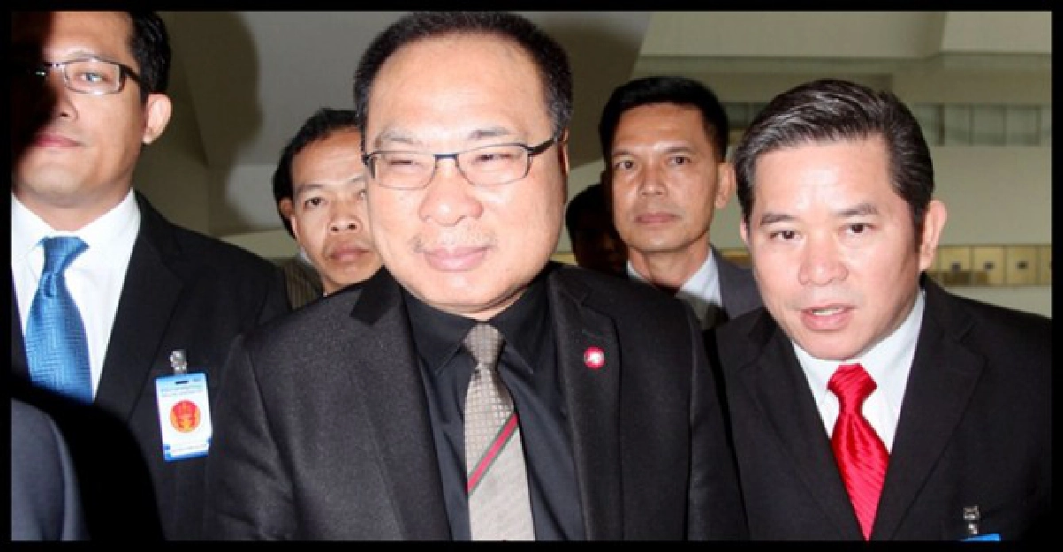 'ขุนค้อน'พลิกลิ้นเมินเจริจาถอนร่างปรองดอง
'ขุนค้อน'พลิกลิ้นเมินเจริจาถอนร่างปรองดอง