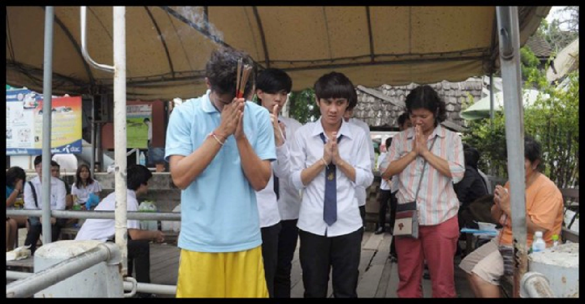 โผล่แล้วศพหนุ่มม.สวนดุสิตช่วยเพื่อนตกน้ำ
โผล่แล้วศพหนุ่มม.สวนดุสิตช่วยเพื่อนตกน้ำ