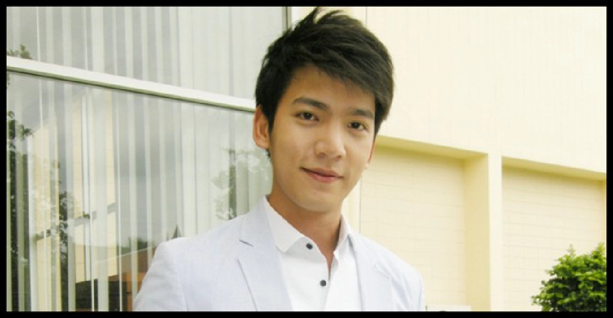 ยันโสดสนิท'เฟิร์ส'ปัดจีบ'หยาด'
ยันโสดสนิท'เฟิร์ส'ปัดจีบ'หยาด'
