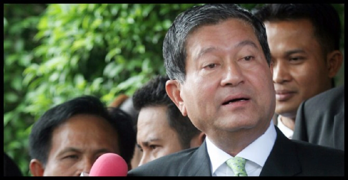 'เฉลิม'ย้อน'ปชป.'อภิปรายแก้ปัญหาไฟใต้จะเข้าตัว
'เฉลิม'ย้อน'ปชป.'อภิปรายแก้ปัญหาไฟใต้จะเข้าตัว
