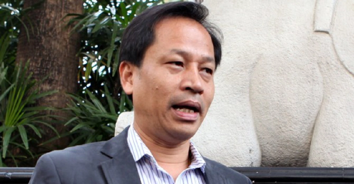 'ประชา'โว'นายกฯ'พร้อมรับศึกซักฟอก 'ประชา'โว'นายกฯ'พร้อมรับศึกซักฟอก
