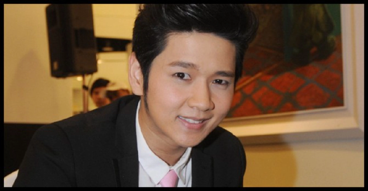 อึกอักคบ'ไบร์ท''โต๋'ขอโฟกัสงาน
อึกอักคบ'ไบร์ท''โต๋'ขอโฟกัสงาน