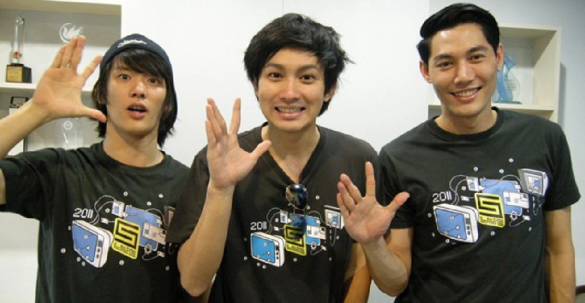 'เต้ย-อิ๊คคิว-หลุยส์'ชวนฉลอง10ปี'ไฟว์ไลฟ์' 'เต้ย-อิ๊คคิว-หลุยส์'ชวนฉลอง10ปี'ไฟว์ไลฟ์'