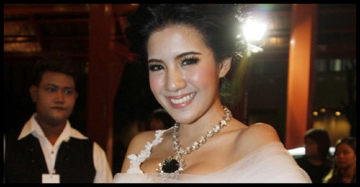 'ใบเตย'โต้แท็คทีม'แตงโม'รุม'ปุ๊กลุก'
'ใบเตย'โต้แท็คทีม'แตงโม'รุม'ปุ๊กลุก'