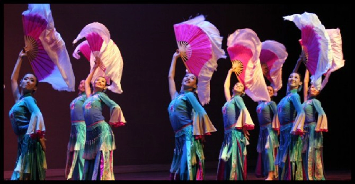ศิลป์สานสัมพันธ์ไทย-จีน
ศิลป์สานสัมพันธ์ไทย-จีน