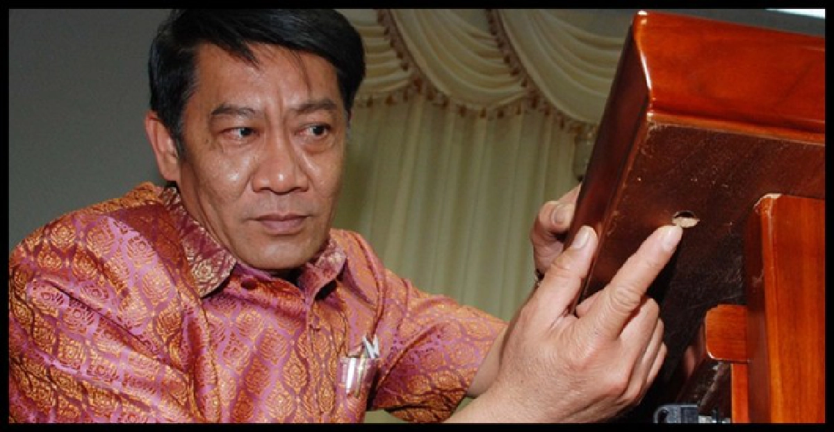 'รมช.ศธ.'โวย!ถูกดักฟังห้องทำงาน 'รมช.ศธ.'โวย!ถูกดักฟังห้องทำงาน