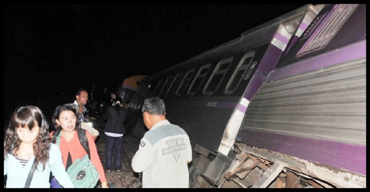 รถไฟบัตเตอร์เวิร์ธ-กทม.ตกรางพบน็อตยึดรางหาย
รถไฟบัตเตอร์เวิร์ธ-กทม.ตกรางพบน็อตยึดรางหาย