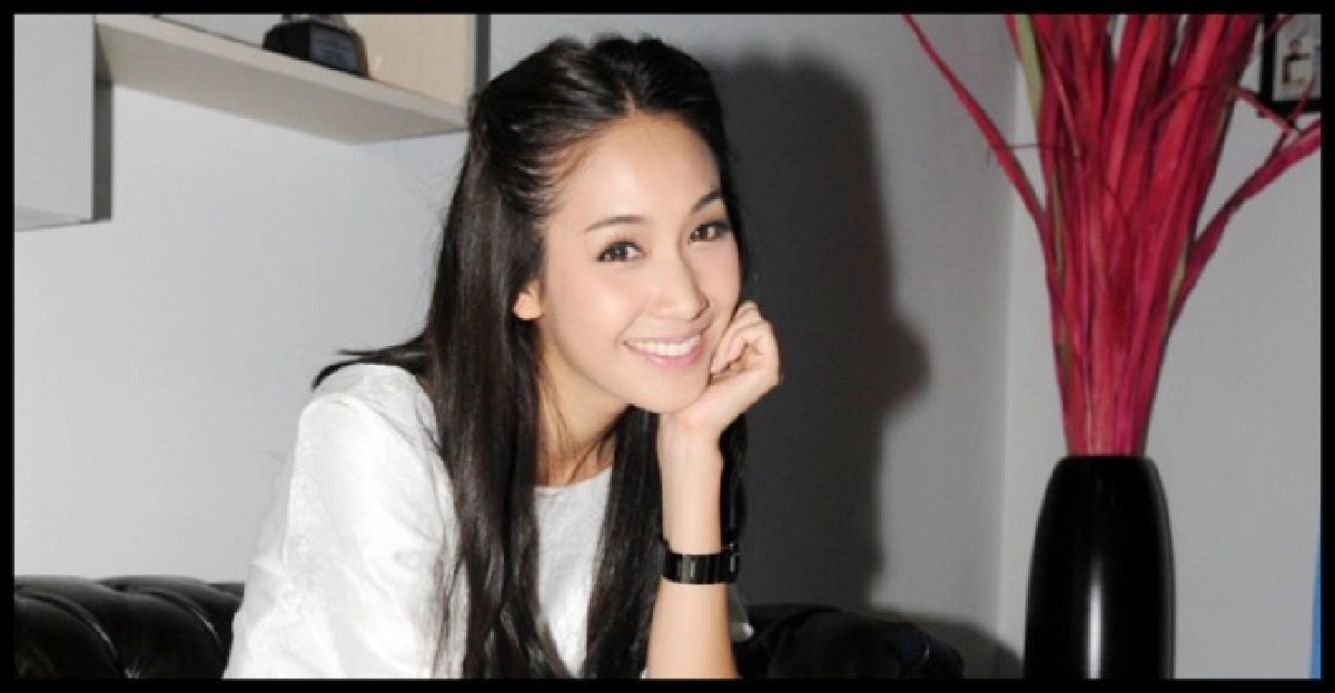 'มิน'รับ'ชิน'แอบปลื้มโต้ซุ่มกิ๊กแต่ยินดีร่วมงาน
'มิน'รับ'ชิน'แอบปลื้มโต้ซุ่มกิ๊กแต่ยินดีร่วมงาน