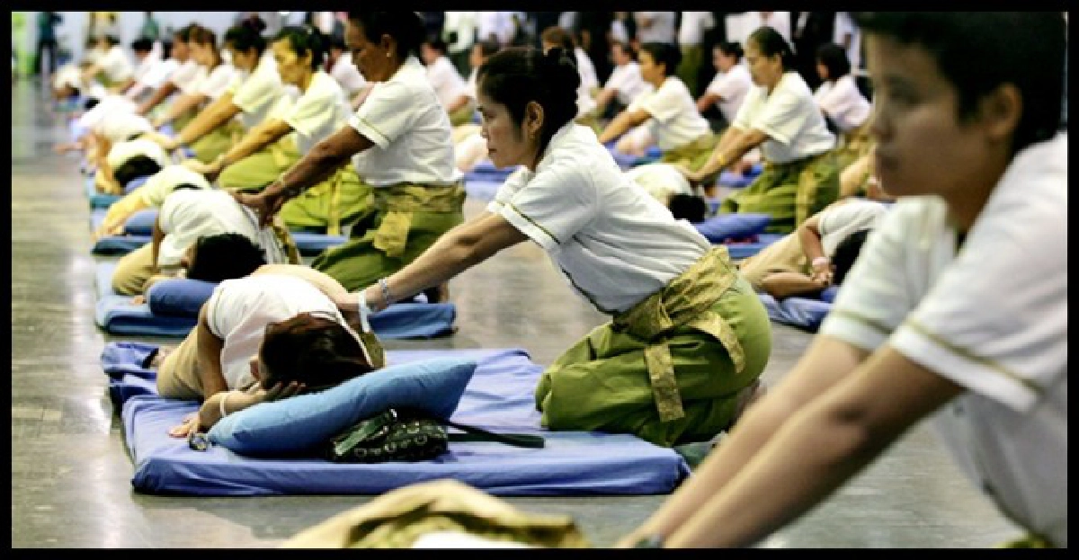 'นวดไทย'ลงกินเนสบุ๊ค641คู่ทุบสถิติโลก