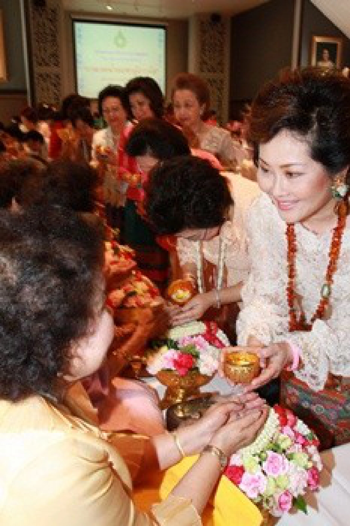 'คุณหญิงณัฐิกา'เผยผลงาน3ปี 'คุณหญิงณัฐิกา'เผยผลงาน3ปี