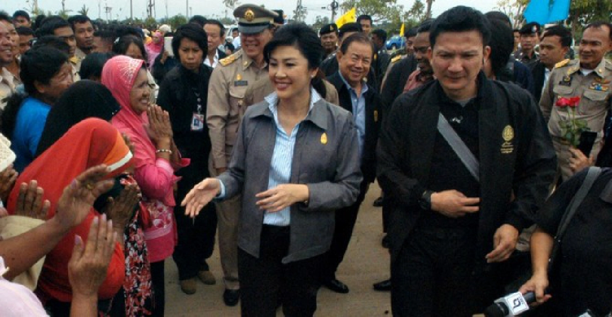 'ยิ่งลักษณ์'พอใจแผนทดสอบระบายน้ำ 'ยิ่งลักษณ์'พอใจแผนทดสอบระบายน้ำ