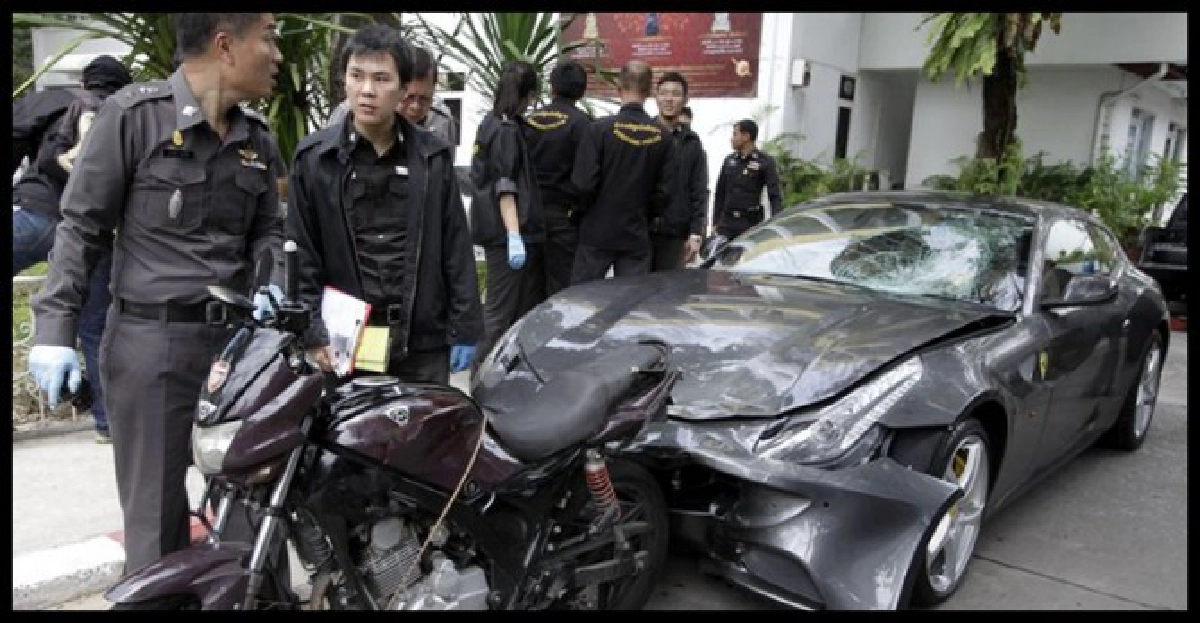 ตร.ส่งตรวจ'กล่องดำเฟอรารี่' ตร.ส่งตรวจ'กล่องดำเฟอรารี่'