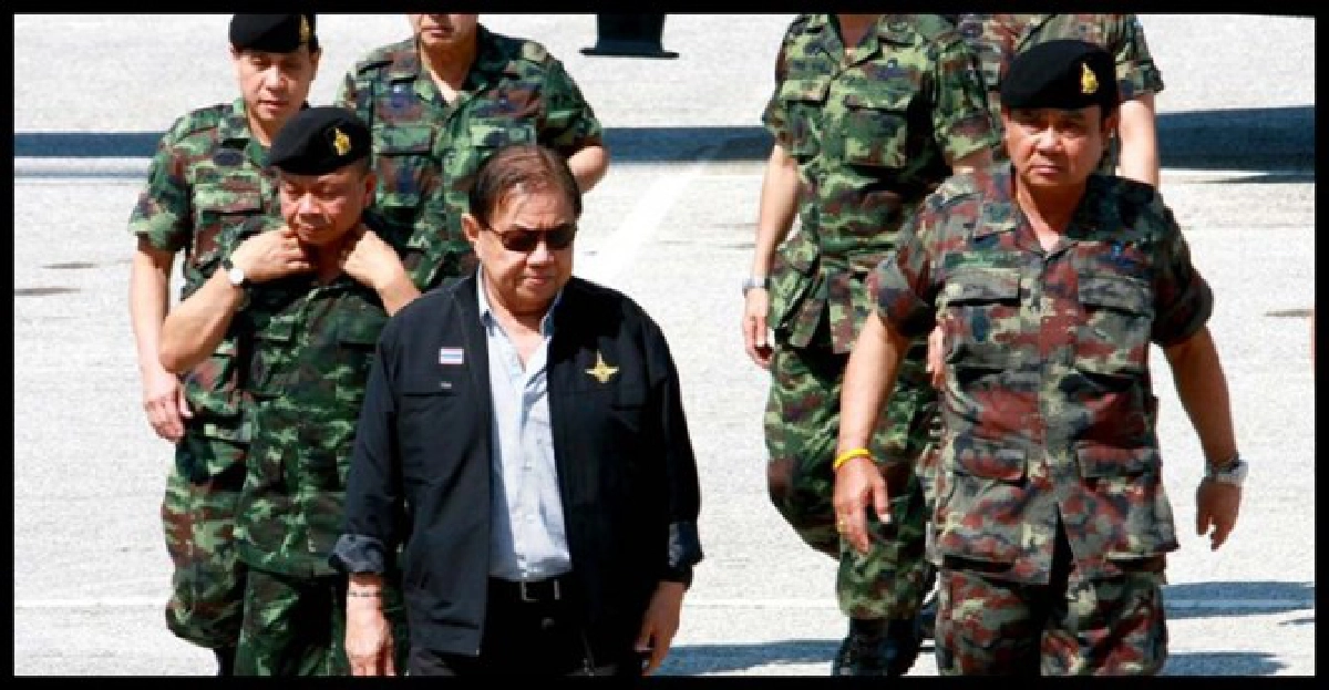'ยุทธศักดิ์'ควง'ประยุทธ์'ลงพท.ภาคใต้ 'ยุทธศักดิ์'ควง'ประยุทธ์'ลงพท.ภาคใต้