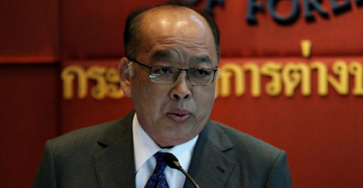 'ปึ้ง'โยน'ปลัดกต.'ทบทวนถอนพาสปอร์ต'แม้ว' 'ปึ้ง'โยน'ปลัดกต.'ทบทวนถอนพาสปอร์ต'แม้ว'