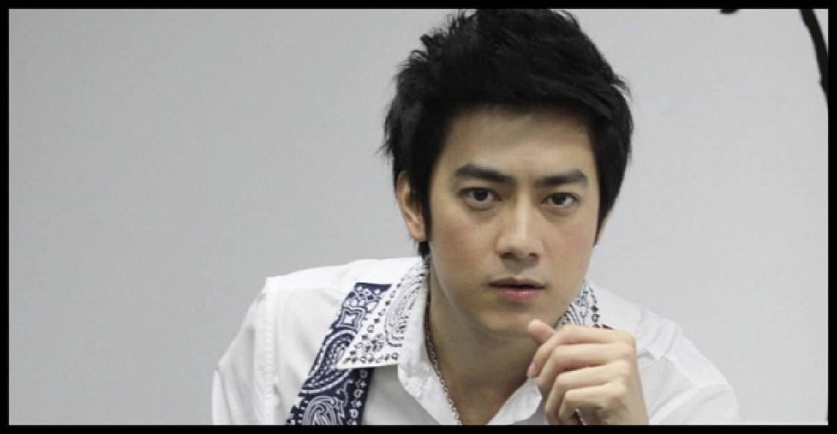 'ฟิล์ม'ยินดีโดนด่างง'เจนี่'ไม่เห็นข้อความ
'ฟิล์ม'ยินดีโดนด่างง'เจนี่'ไม่เห็นข้อความ