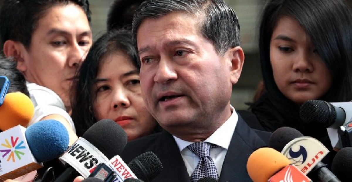 'เฉลิม'ป้อง'ธาริต'ไม่ผิดปมสลายม็อบ 'เฉลิม'ป้อง'ธาริต'ไม่ผิดปมสลายม็อบ