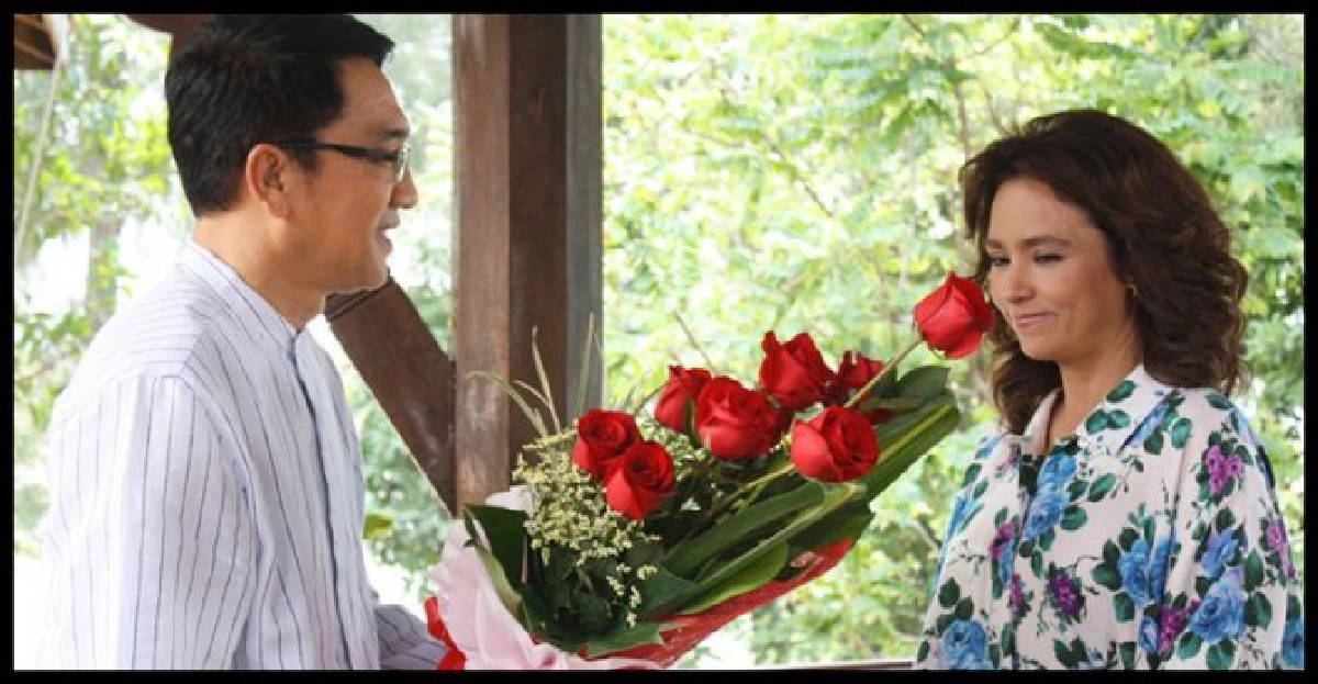 'จ๊ะ'อึ้ง'เปิ้ล'สวีท'ต้น'จุ๊บแก้มแบบไม่แคร์สื่อ
'จ๊ะ'อึ้ง'เปิ้ล'สวีท'ต้น'จุ๊บแก้มแบบไม่แคร์สื่อ
