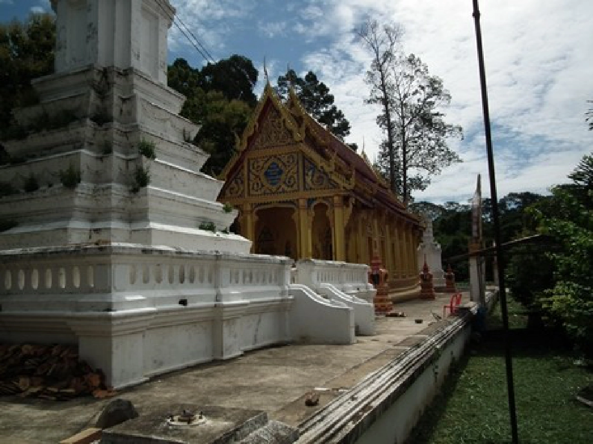 ศรัทธาสีทองที่เมืองแพรก
