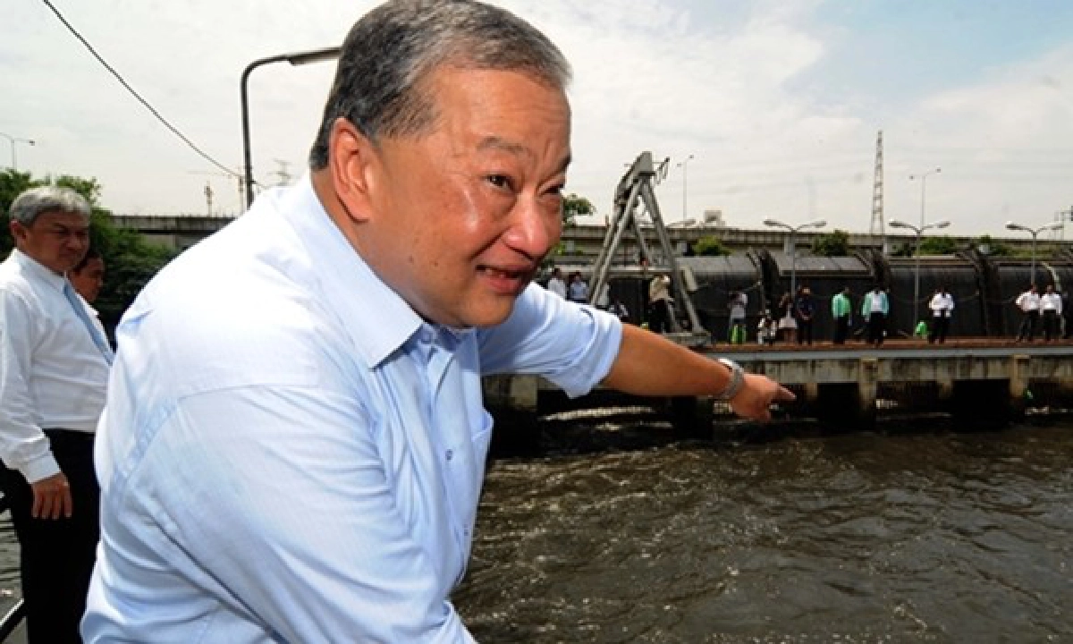 อ่วม!กทม.ฝนตกหนักน้ำท่วมขังหลายจุด อ่วม!กทม.ฝนตกหนักน้ำท่วมขังหลายจุด