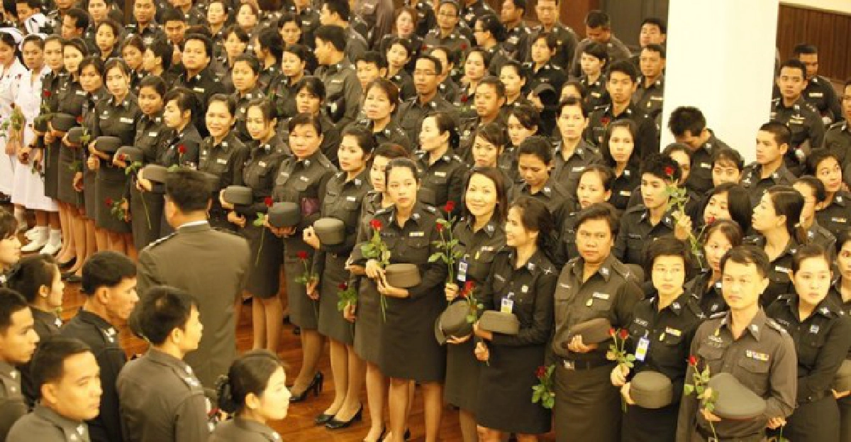 'เพรียวพันธ์'ส่งมอบตำแหน่งผบ.ตร. 'เพรียวพันธ์'ส่งมอบตำแหน่งผบ.ตร.
