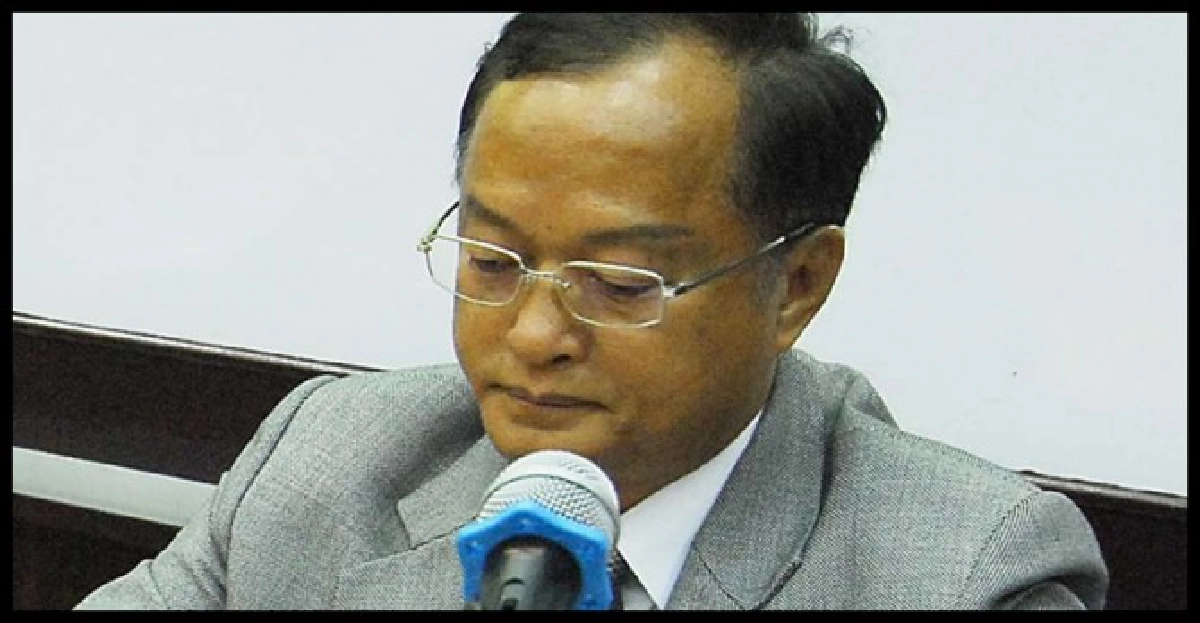 กฎเหล็กกับกระบอกเสียง กฎเหล็กกับกระบอกเสียง
