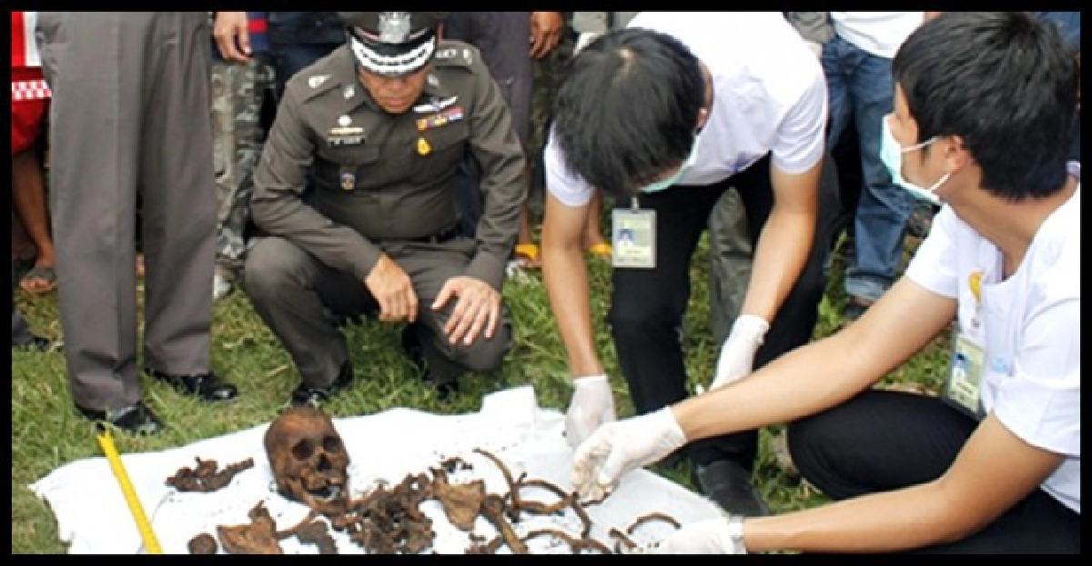 ตร.ยันขุดหาศพที่ไร่'หมอสุพัฒน์'ต่อ ตร.ยันขุดหาศพที่ไร่'หมอสุพัฒน์'ต่อ