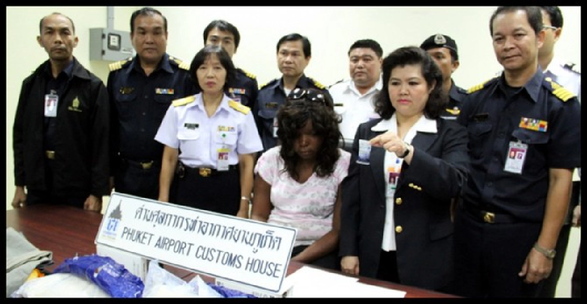 รวบ!สาวขนไอซ์6กก.21ล.ส่งป่าตอง รวบ!สาวขนไอซ์6กก.21ล.ส่งป่าตอง