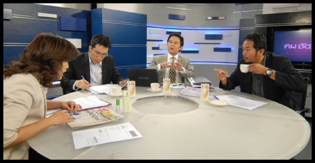 คมชัดลึกจัดถก'3จีไทย..ล้ม..รุก?' คมชัดลึกจัดถก'3จีไทย..ล้ม..รุก?'