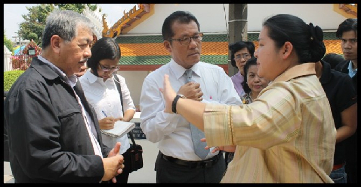 ตะลึง!ฟ้าผ่าเศียรยักษ์วัดอรุณฯหัก