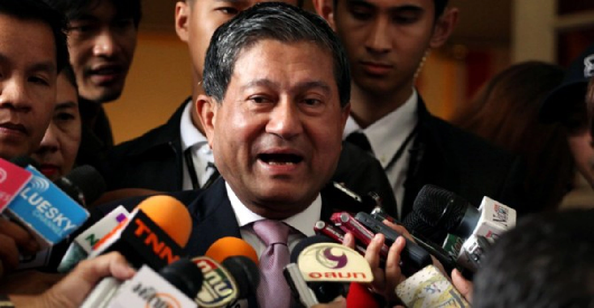 'เฉลิม'ซัดพวกปูดข่าวโกงหวังล้มรบ. 'เฉลิม'ซัดพวกปูดข่าวโกงหวังล้มรบ.