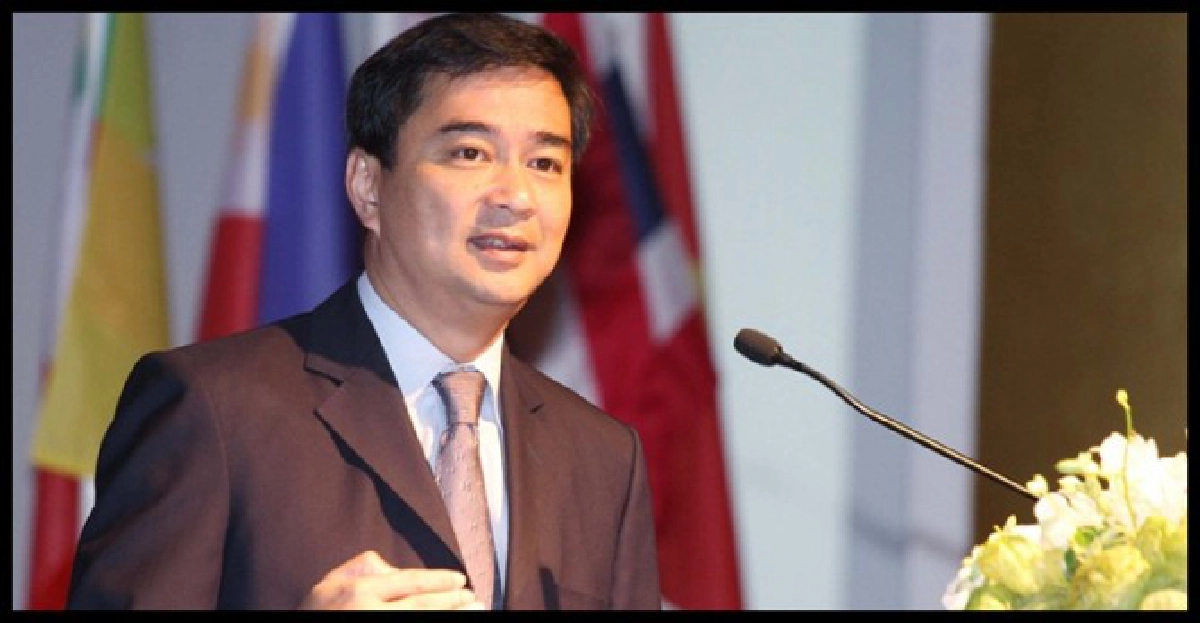 'มาร์ค'ถาม'ปู'เร่งด่วนอะไรต้องปรับครม. 'มาร์ค'ถาม'ปู'เร่งด่วนอะไรต้องปรับครม.