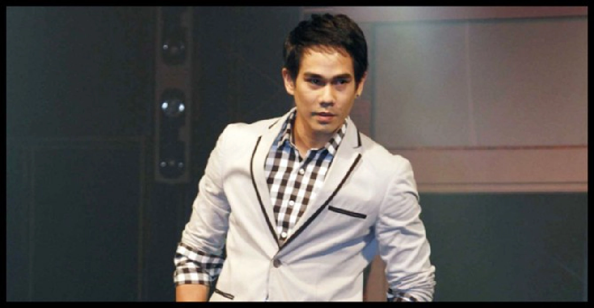 'อาร์'ปัด'เจี๊ยบ'ตามเฝ้าที่ฟิตเนส
'อาร์'ปัด'เจี๊ยบ'ตามเฝ้าที่ฟิตเนส