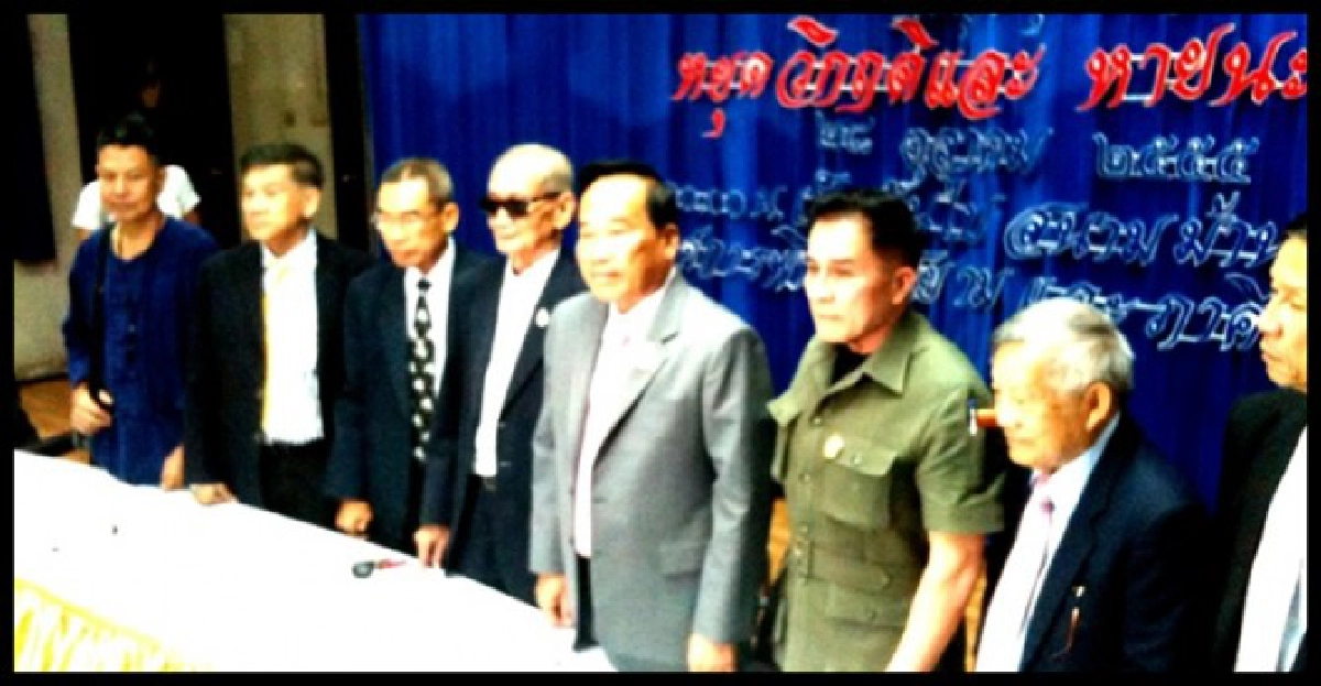 'เสธ.อ้าย-ประสงค์'จับมือม็อบ28ต.ค. 'เสธ.อ้าย-ประสงค์'จับมือม็อบ28ต.ค.