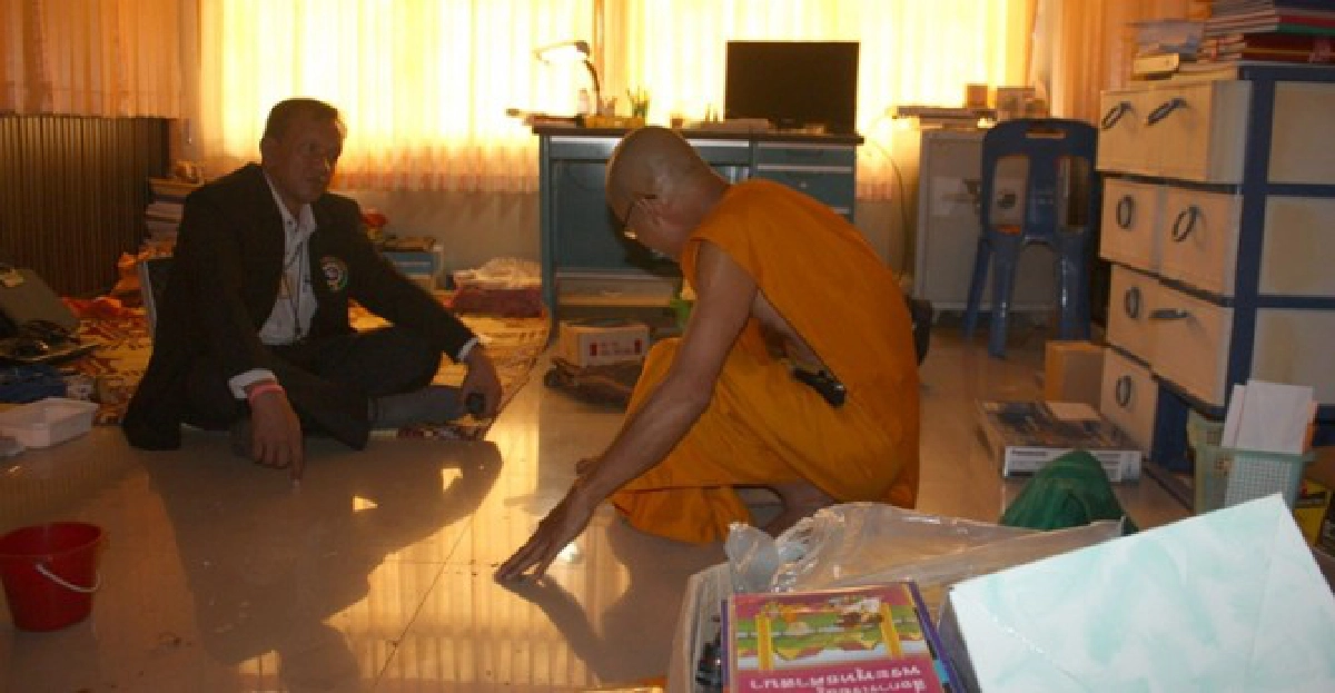 เสื่อม!จับสึกเจ้าอาวาสวัดดังมั่วสีกา เสื่อม!จับสึกเจ้าอาวาสวัดดังมั่วสีกา