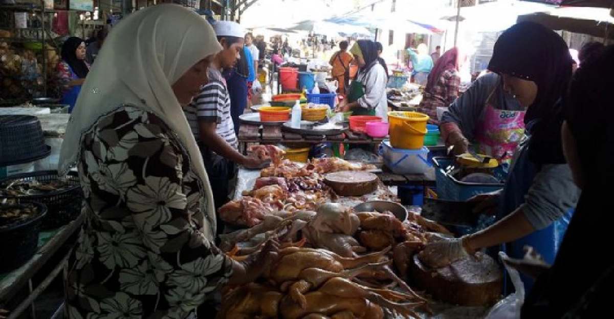 เปิดร้านวันศุกร์ปัตตานีคึกคัก เปิดร้านวันศุกร์ปัตตานีคึกคัก