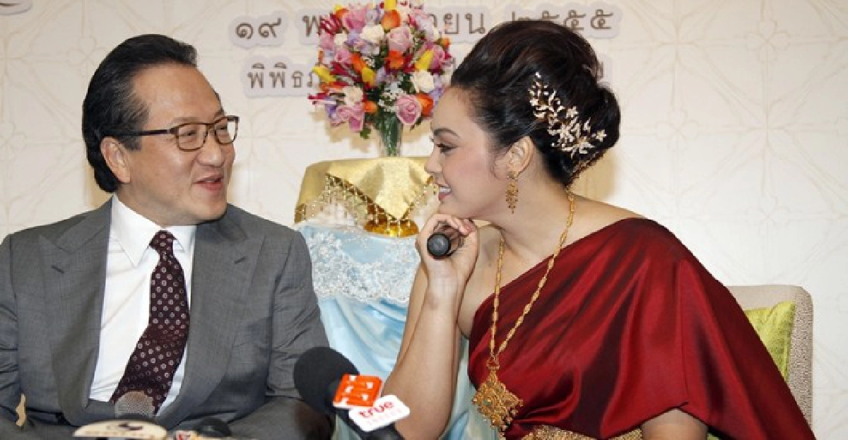ชมภาพ!งานหมั้นแห่งปี'ตั๊ก-บุญชัย' ชมภาพ!งานหมั้นแห่งปี'ตั๊ก-บุญชัย'