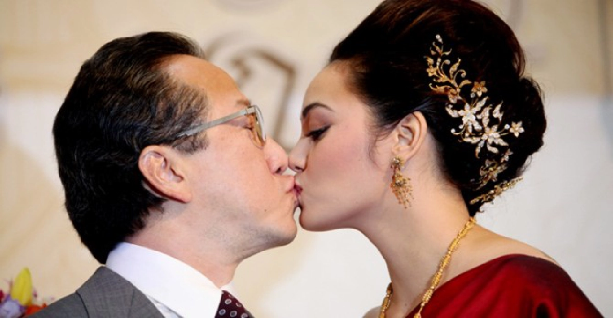 ว้าว!ภาพหวานงานหมั้น'ตั๊ก-บุญชัย'(1)