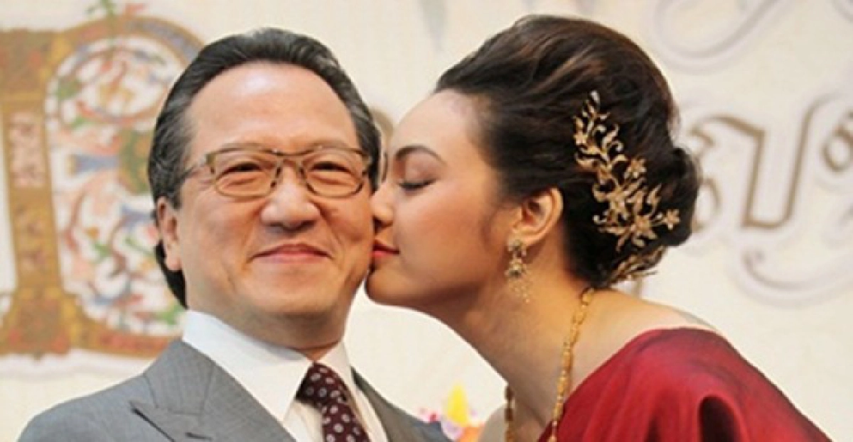 กรี๊ด!'ตั๊ก'จุ๊บหวาน'เจ้าสัว'