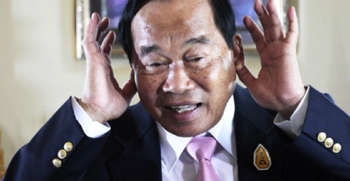 'เสธ.อ้าย'เมินศาลรับฟ้องยุติม็อบ 'เสธ.อ้าย'เมินศาลรับฟ้องยุติม็อบ