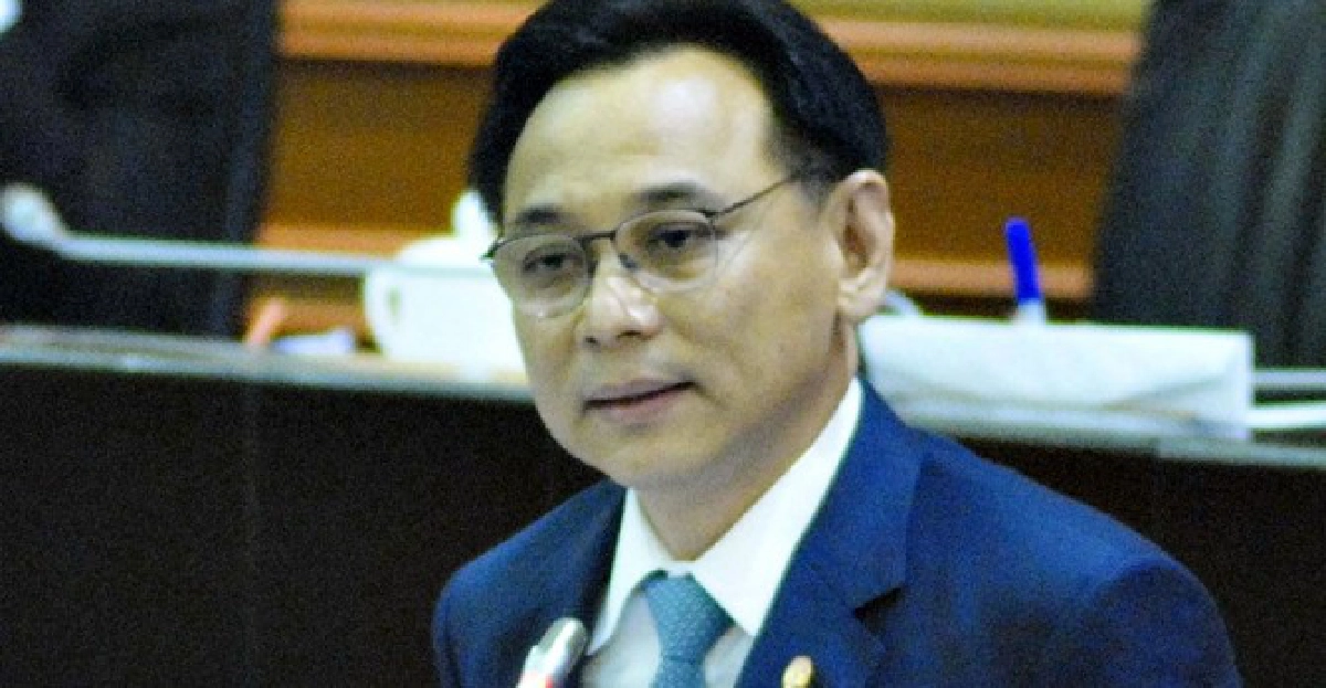 'บุญทรง'แจงจีทูจีปัดโยง'เสี่ยเปี๋ยง' 'บุญทรง'แจงจีทูจีปัดโยง'เสี่ยเปี๋ยง'
