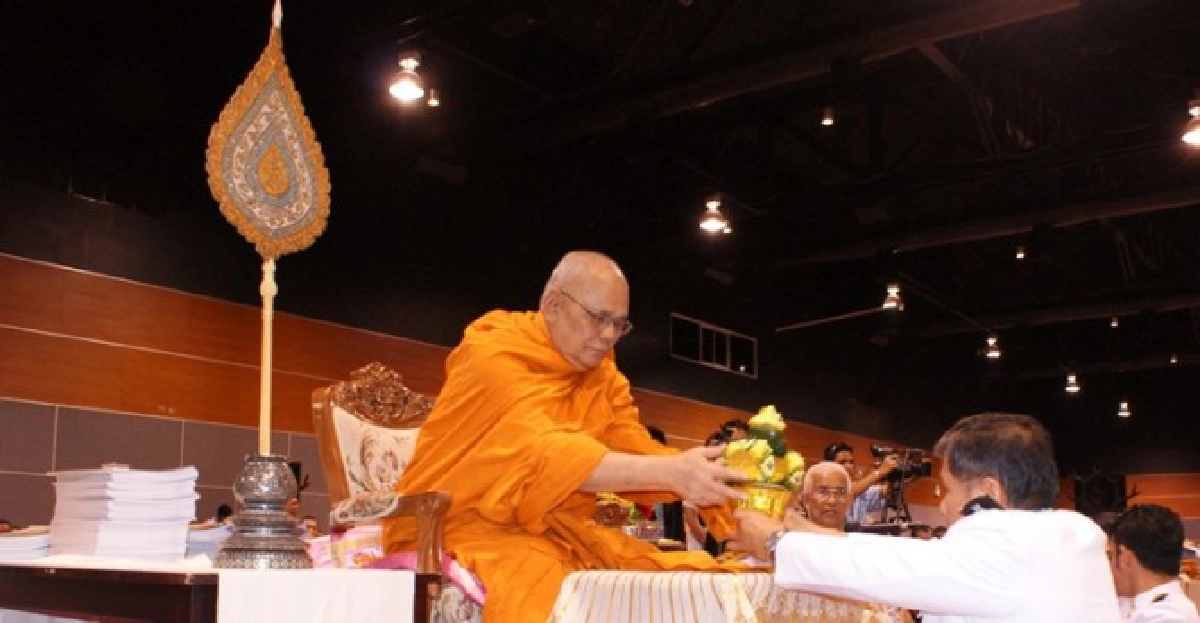จี้พระธรรมทูตเก่งภาษา-รู้วัฒนธรรม