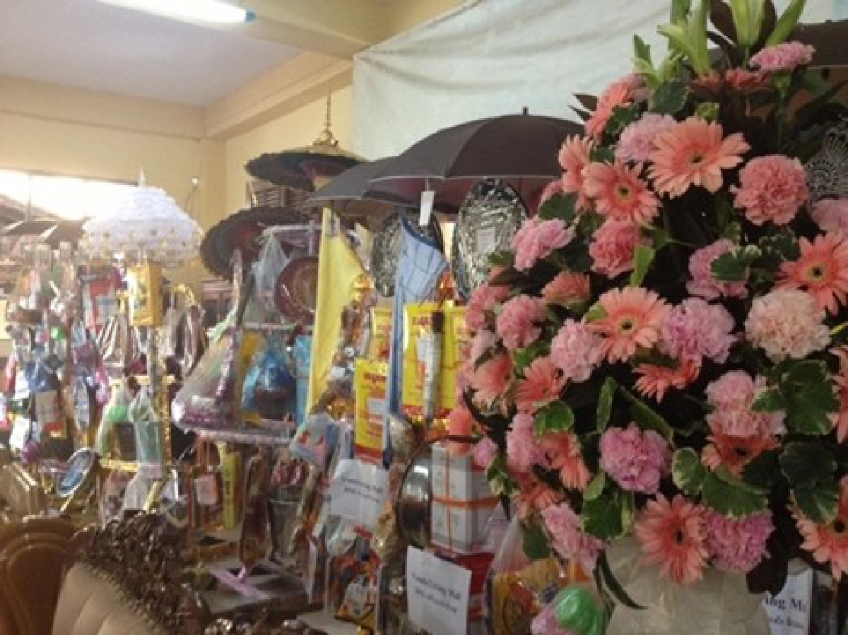 กฐินพระราชทานสู่วัดธรรมเม ดา นี