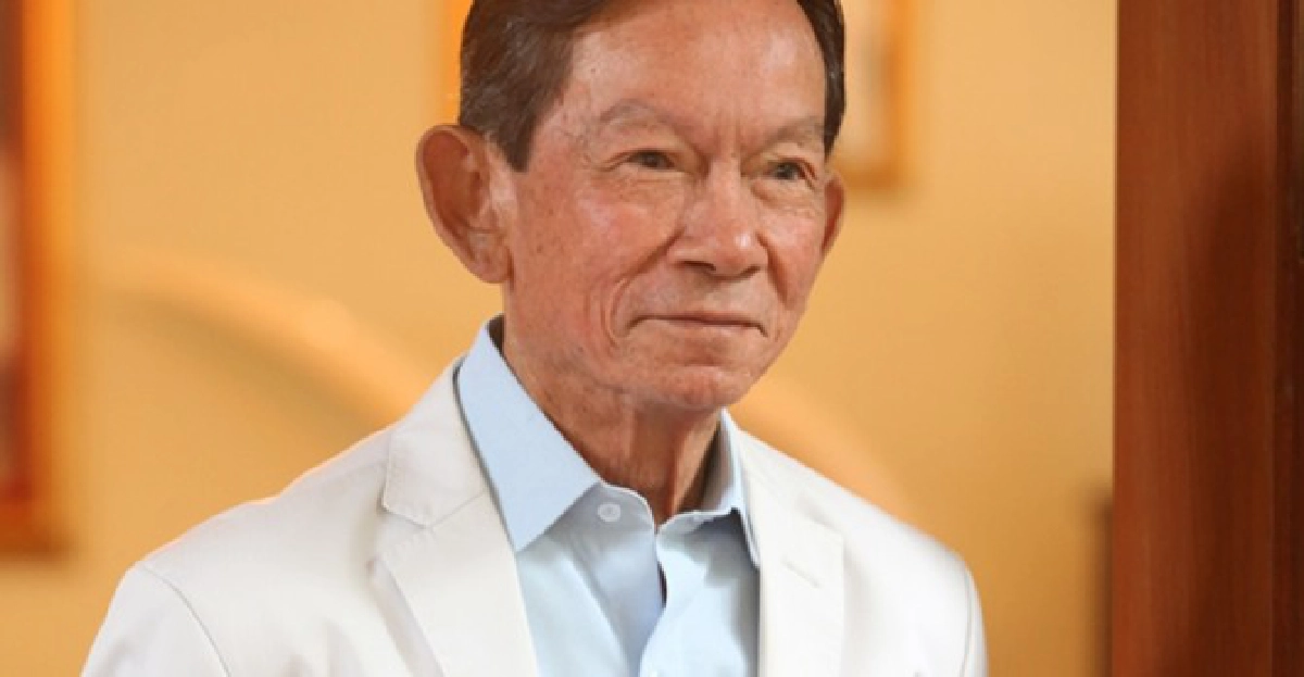 'เสธ.หนั่น'ทรงตัวใช้เครื่องช่วยหายใจ 'เสธ.หนั่น'ทรงตัวใช้เครื่องช่วยหายใจ