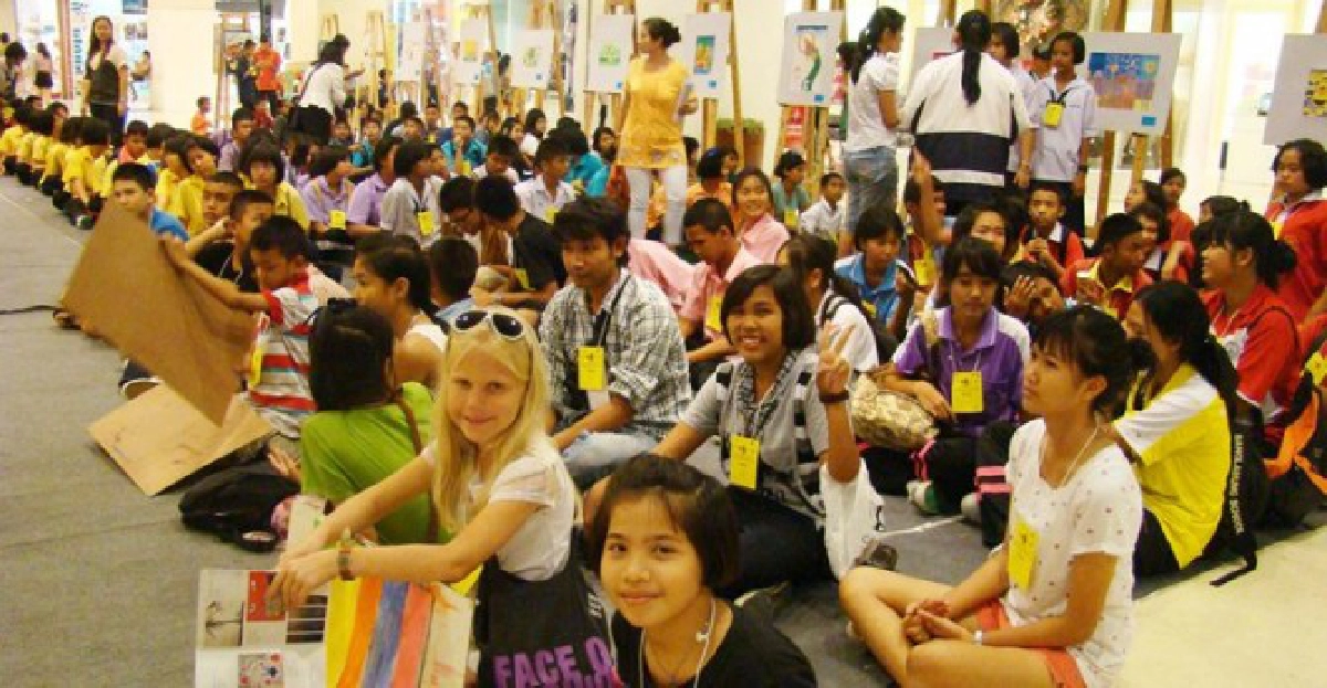 สศร.ผุดสคูลบัสดึงนร.ม.3รักงานศิลป์