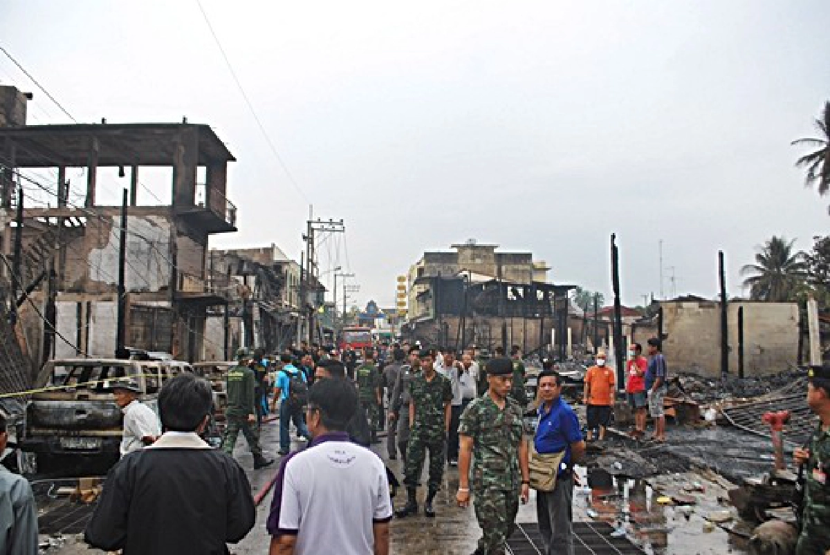 ไฟไหม้!ตลาดหนองตมเสียหาย70ล. ไฟไหม้!ตลาดหนองตมเสียหาย70ล.