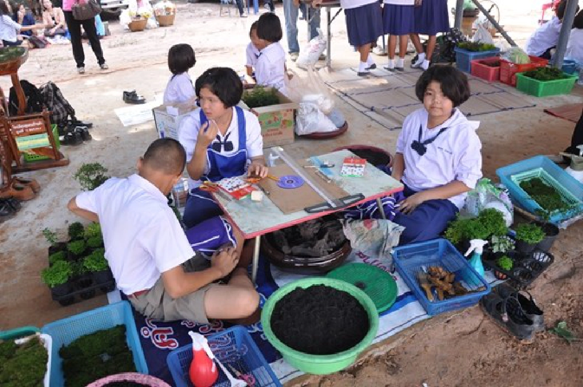 100ปีร.ร.ใหญ่ระดมทุนสร้างอาคารICT 100ปีร.ร.ใหญ่ระดมทุนสร้างอาคารICT