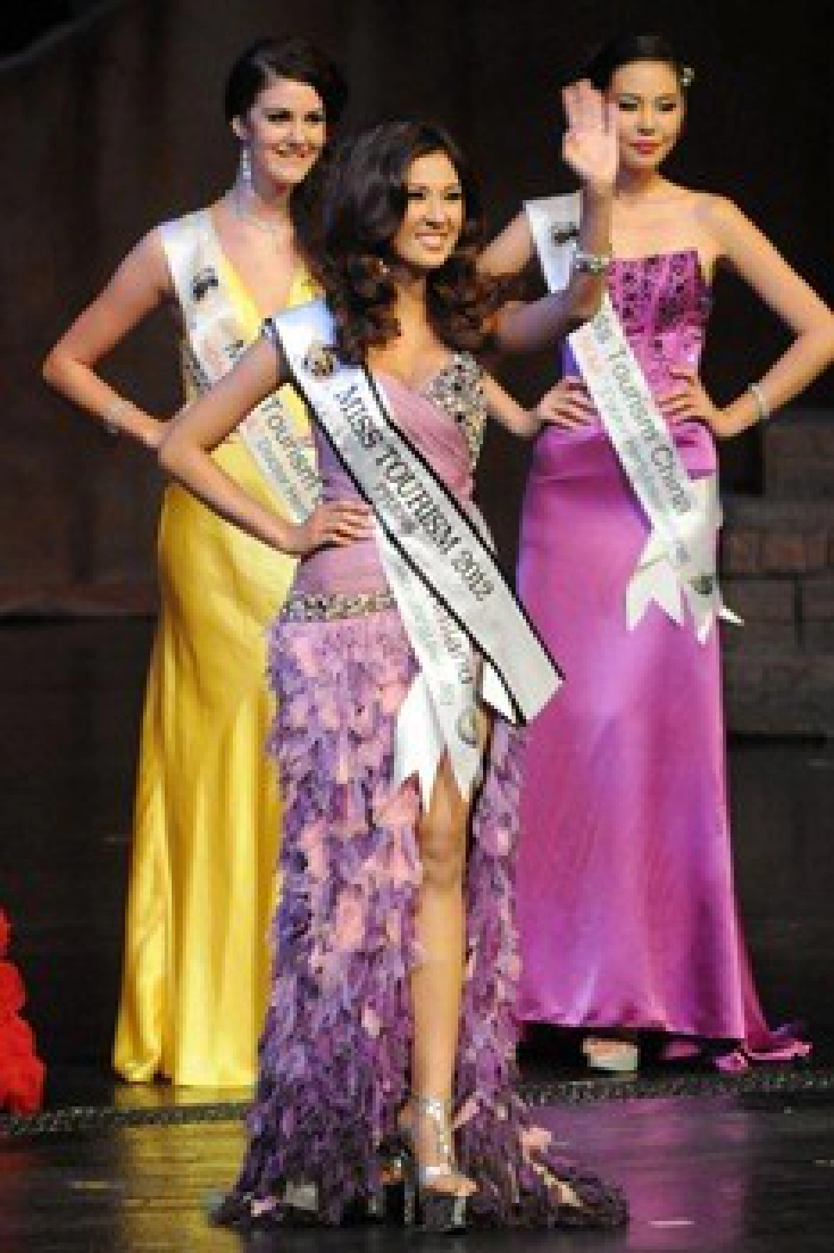 สาวรัสเซียซิวมงกุฎ'มิสท่องเที่ยว2012'