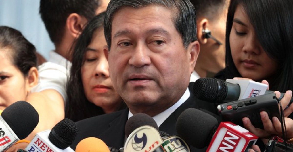 'เฉลิม'แนะเเก้รธน.รายมาตรา 'เฉลิม'แนะเเก้รธน.รายมาตรา