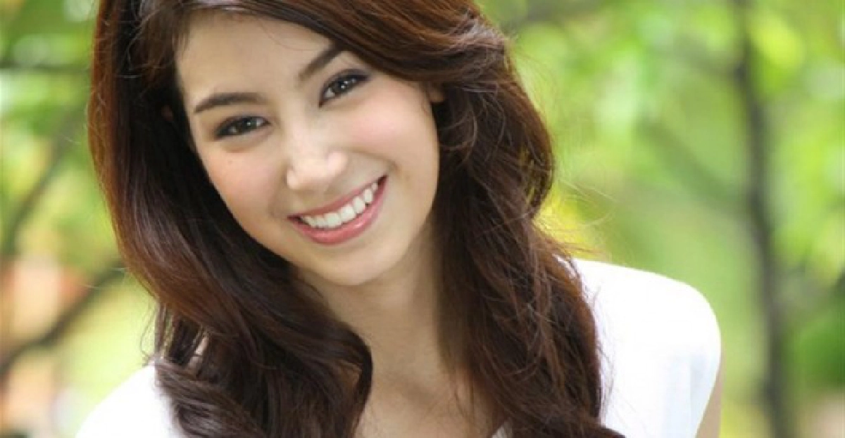 'มิ้นต์'ป้อง'เจมส์'สาวแตกกลางกอง 'มิ้นต์'ป้อง'เจมส์'สาวแตกกลางกอง